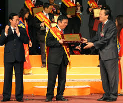 Trường Cao đẳng Kinh tế Tài chính Thái Nguyên đạt danh hiệu "Top 100 Thương hiệu Nổi tiếng Hội nhập Quốc tế" năm 2013